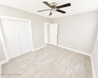 1606 S Miramar Avenue - Photo Thumbnail 6