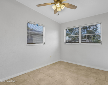 1895 Coolidge Avenue - Photo Thumbnail 22