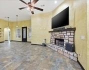 12250 Charlotte Drive - Photo Thumbnail 4