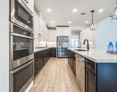 29823 Longleaf Grove Lane - Photo Thumbnail 12
