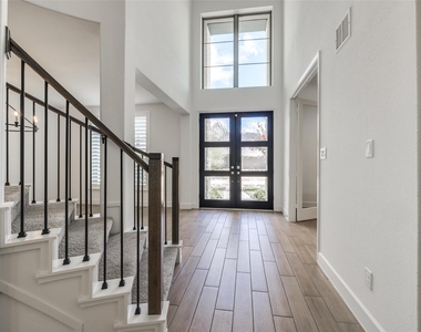 29823 Longleaf Grove Lane - Photo Thumbnail 2