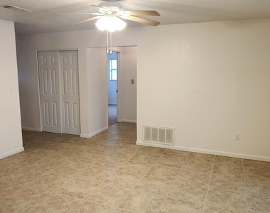 1795 Bayberry Drive - Photo Thumbnail 9