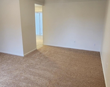 1795 Bayberry Drive - Photo Thumbnail 3