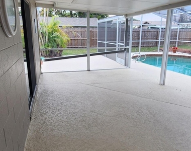 1795 Bayberry Drive - Photo Thumbnail 22