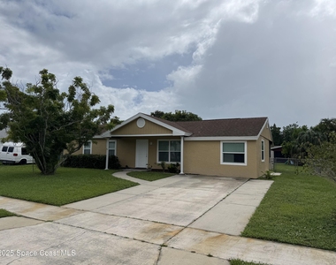1259 Cambo Court Ne - Photo Thumbnail 14
