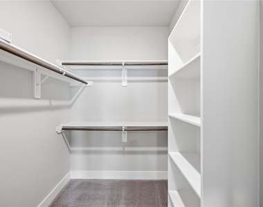 420 W 28th Street - Photo Thumbnail 21