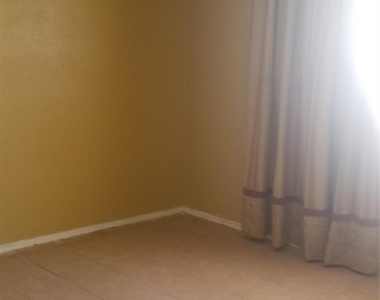 10734 Concho Street - Photo Thumbnail 4