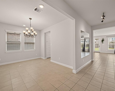 8522 Belfast Manor Ln - Photo Thumbnail 8