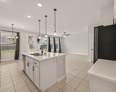 8522 Belfast Manor Ln - Photo Thumbnail 18