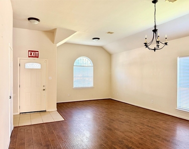 13743 Canyon Hollow Loop - Photo Thumbnail 9