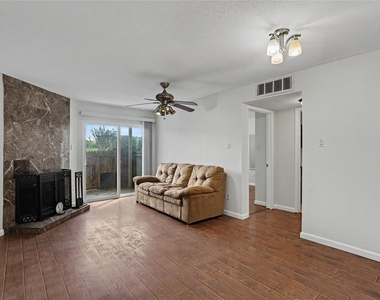 18800 Egret Bay Boulevard - Photo Thumbnail 3