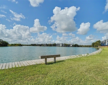 18800 Egret Bay Boulevard - Photo Thumbnail 22