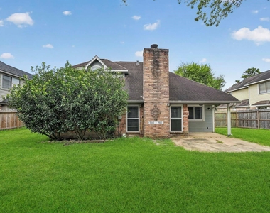 11214 Hambleton Way - Photo Thumbnail 6