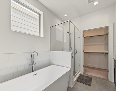 2208 Mcgowen Street - Photo Thumbnail 24