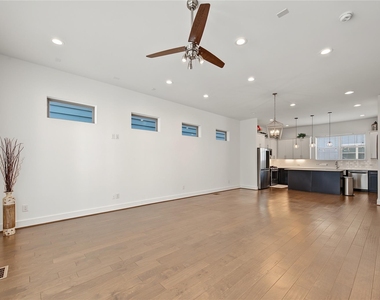 2208 Mcgowen Street - Photo Thumbnail 14