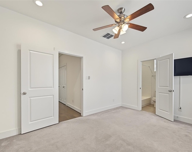 2208 Mcgowen Street - Photo Thumbnail 18