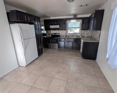 2211 Ella Boulevard - Photo Thumbnail 8