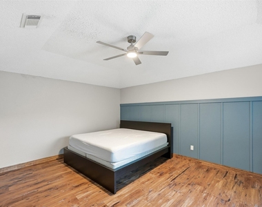 3502 Plum Brook Lane - Photo Thumbnail 16