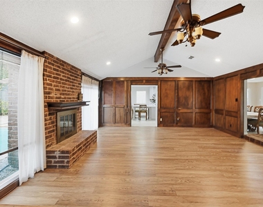 3502 Plum Brook Lane - Photo Thumbnail 5