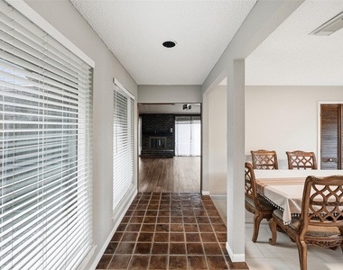 3502 Plum Brook Lane - Photo Thumbnail 3