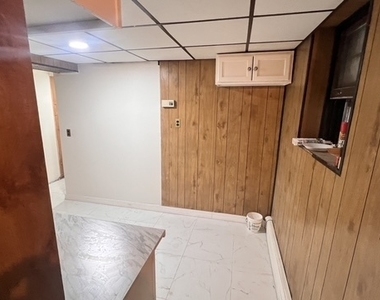 162 East 57 Street - Photo Thumbnail 7