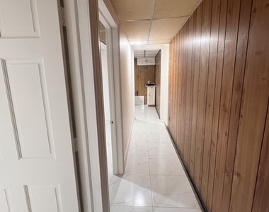 162 East 57 Street - Photo Thumbnail 8