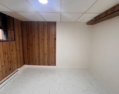 162 East 57 Street - Photo Thumbnail 2