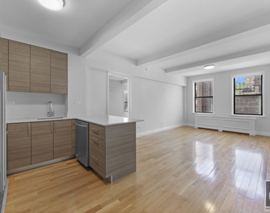 West 70th Street - Photo Thumbnail 1