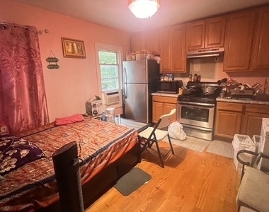 3322 Farragut Road - Photo Thumbnail 1