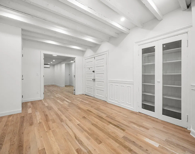 75 Bainbridge Street - Photo Thumbnail 6