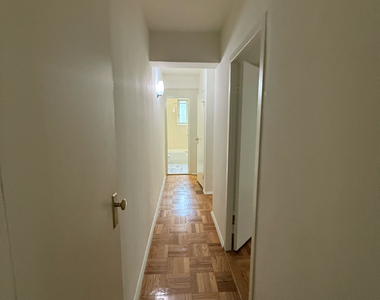 410 East 16th Street - Photo Thumbnail 8