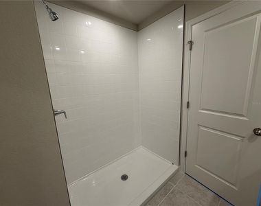 2006 Edison Pointe Boulevard - Photo Thumbnail 19