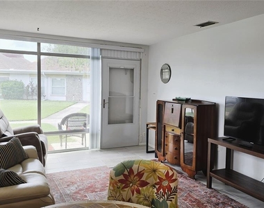 4373 Tahitian Gardens Circle - Photo Thumbnail 5
