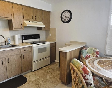 4373 Tahitian Gardens Circle - Photo Thumbnail 6