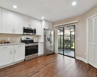 5100 Burchette Road - Photo Thumbnail 9