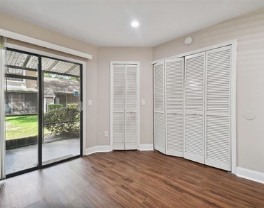 5100 Burchette Road - Photo Thumbnail 10
