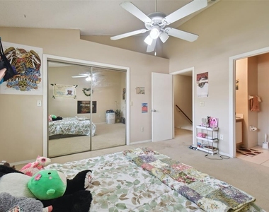 5100 Burchette Road - Photo Thumbnail 19
