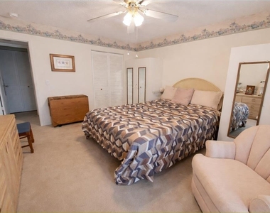 1428 Arrowhead Circle W - Photo Thumbnail 8