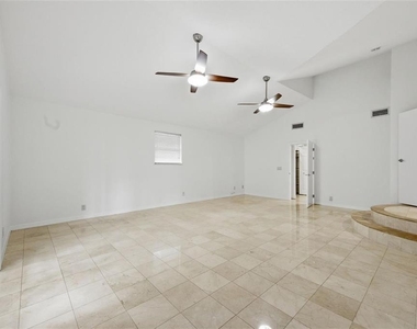 2512 W Kansas Avenue - Photo Thumbnail 6