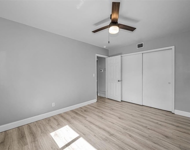 839 13th Avenue Sw - Photo Thumbnail 14