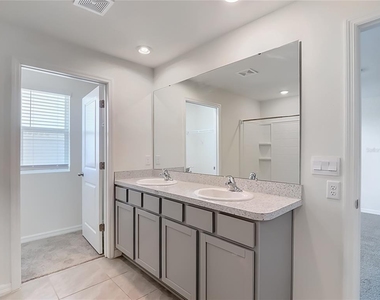 7737 Rosewood Garden Loop - Photo Thumbnail 35
