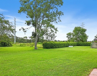 6346 Silver Oaks Drive - Photo Thumbnail 24