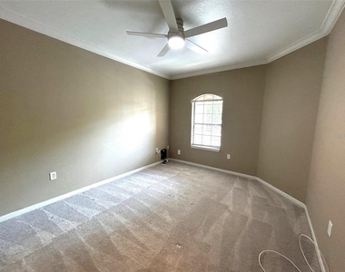 2188 Chianti Place - Photo Thumbnail 10