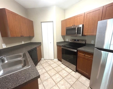2188 Chianti Place - Photo Thumbnail 8