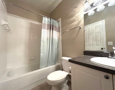 2188 Chianti Place - Photo Thumbnail 13