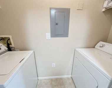 2188 Chianti Place - Photo Thumbnail 14
