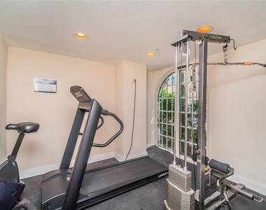 14 Somerset Street - Photo Thumbnail 18