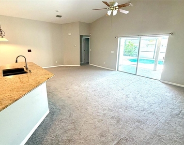 2617 Allwood Avenue - Photo Thumbnail 4