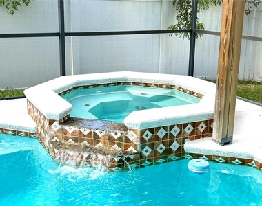 2617 Allwood Avenue - Photo Thumbnail 2