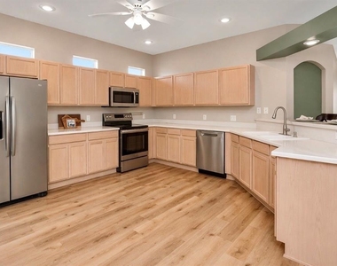 21433 Diamonte Drive - Photo Thumbnail 7